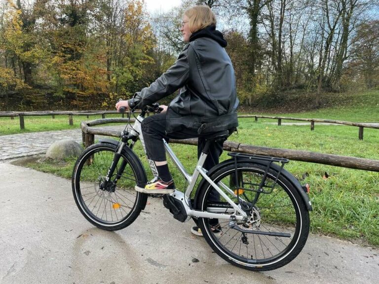 Guide des Meilleurs Vélos Électriques (2025) TOP 12 — free download