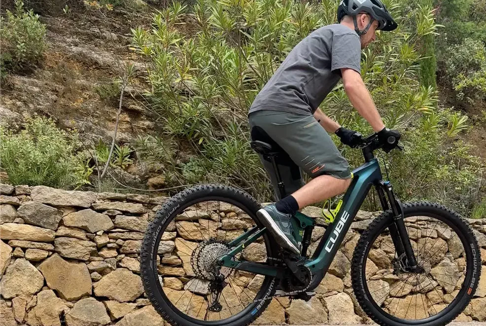 avis velo cube upway