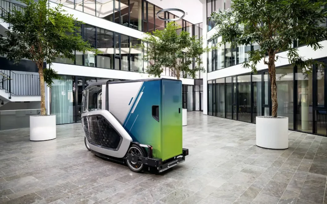 mercedes cargo livraison