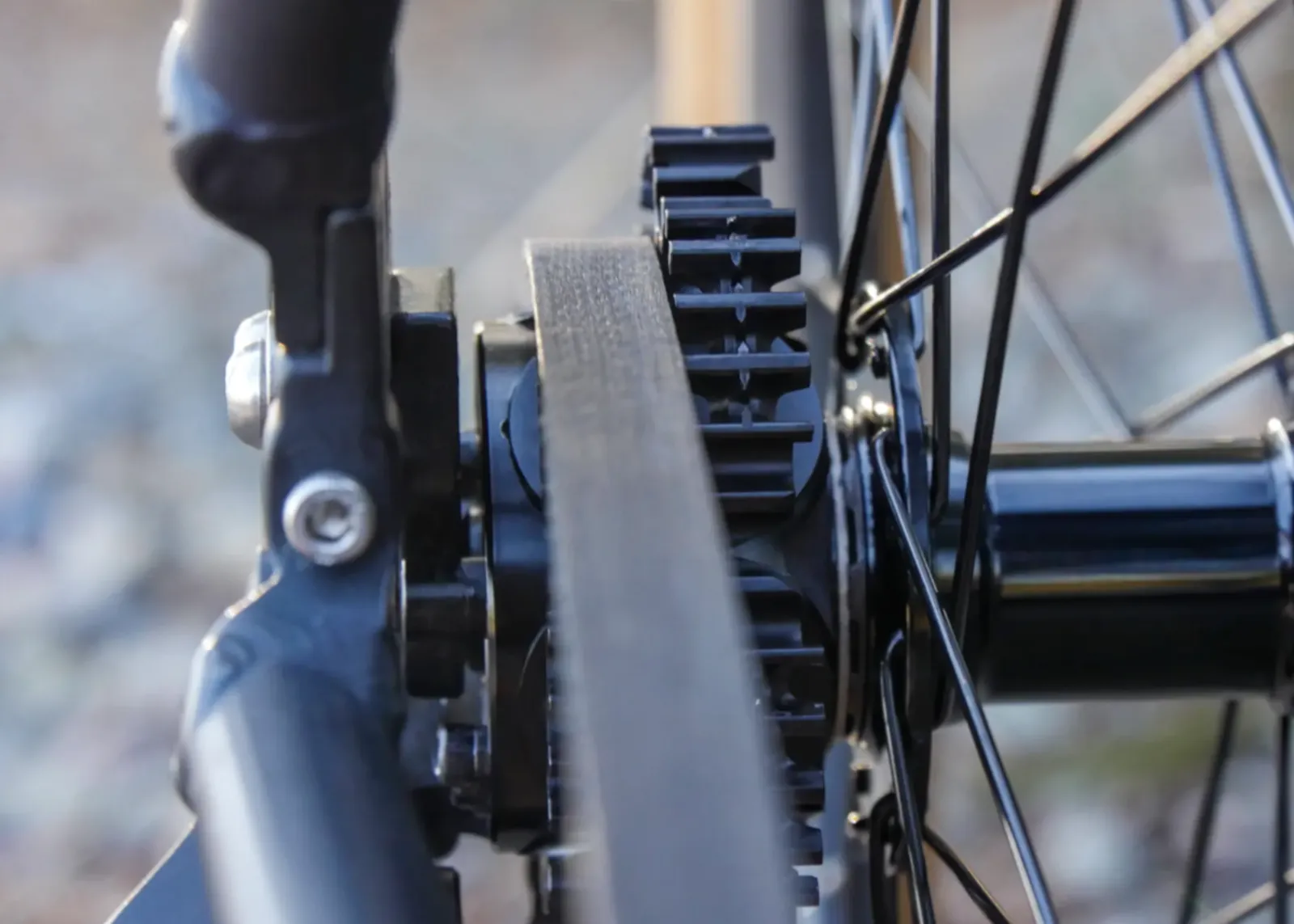 roue arriere transmission courroie shift drive system