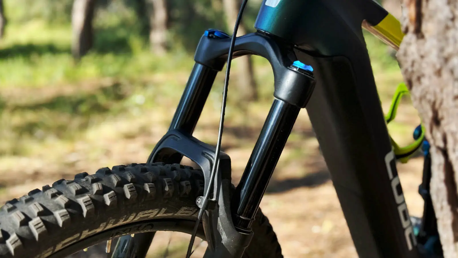 suspension-cube-stereo-hybrid-140