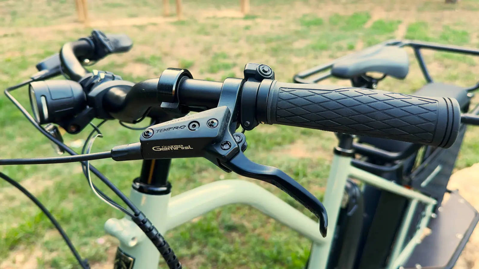 guidon freins e longtail peugeot