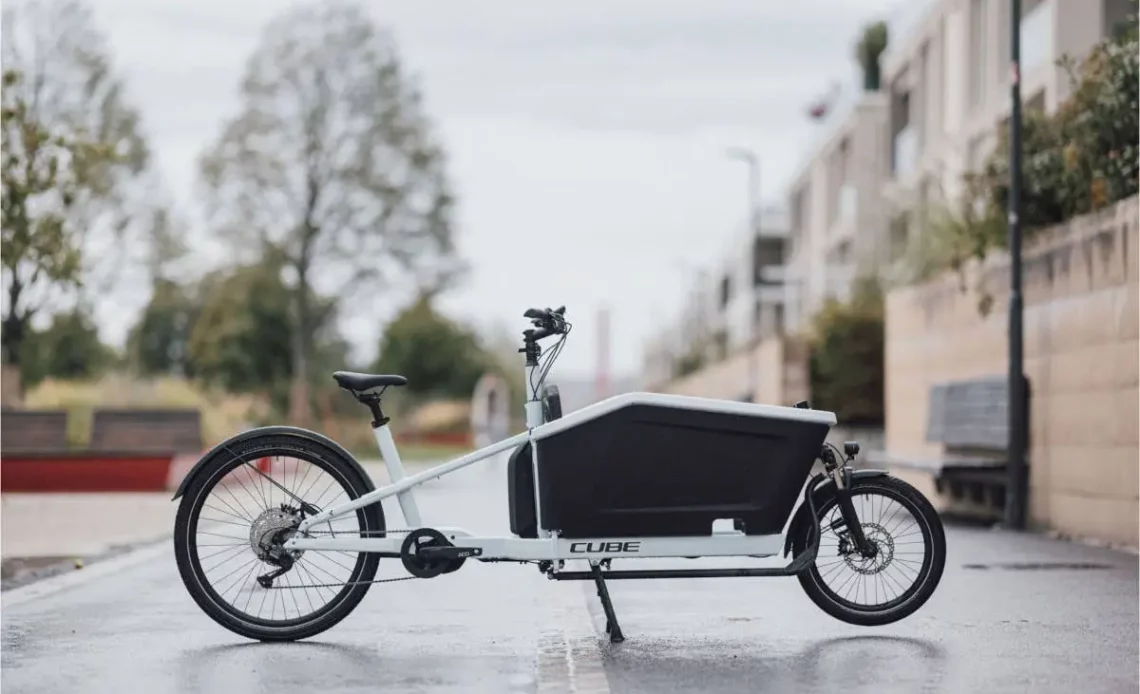 cargo hybrid cube